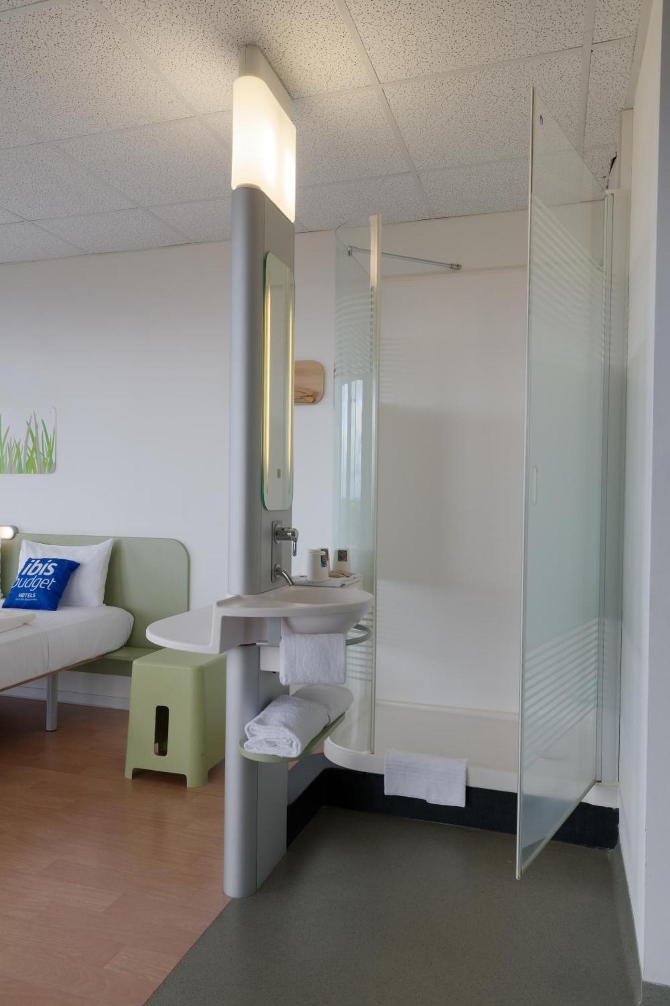 Ibis Budget Hotel Bonn Sued Königswinter Buitenkant foto
