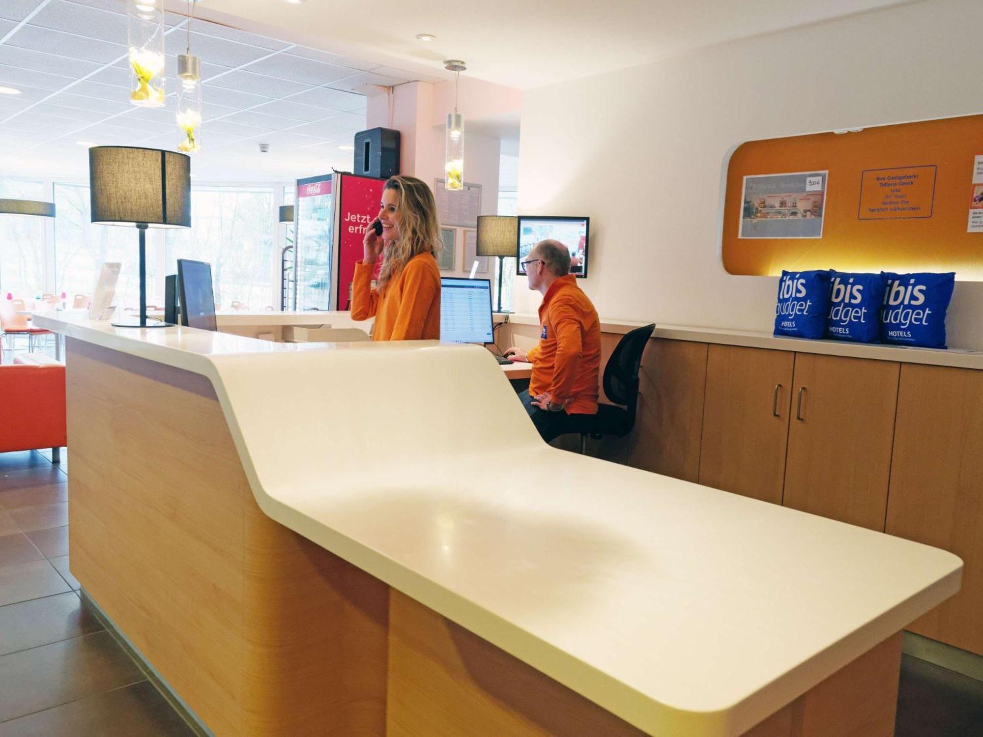 Ibis Budget Hotel Bonn Sued Königswinter Buitenkant foto