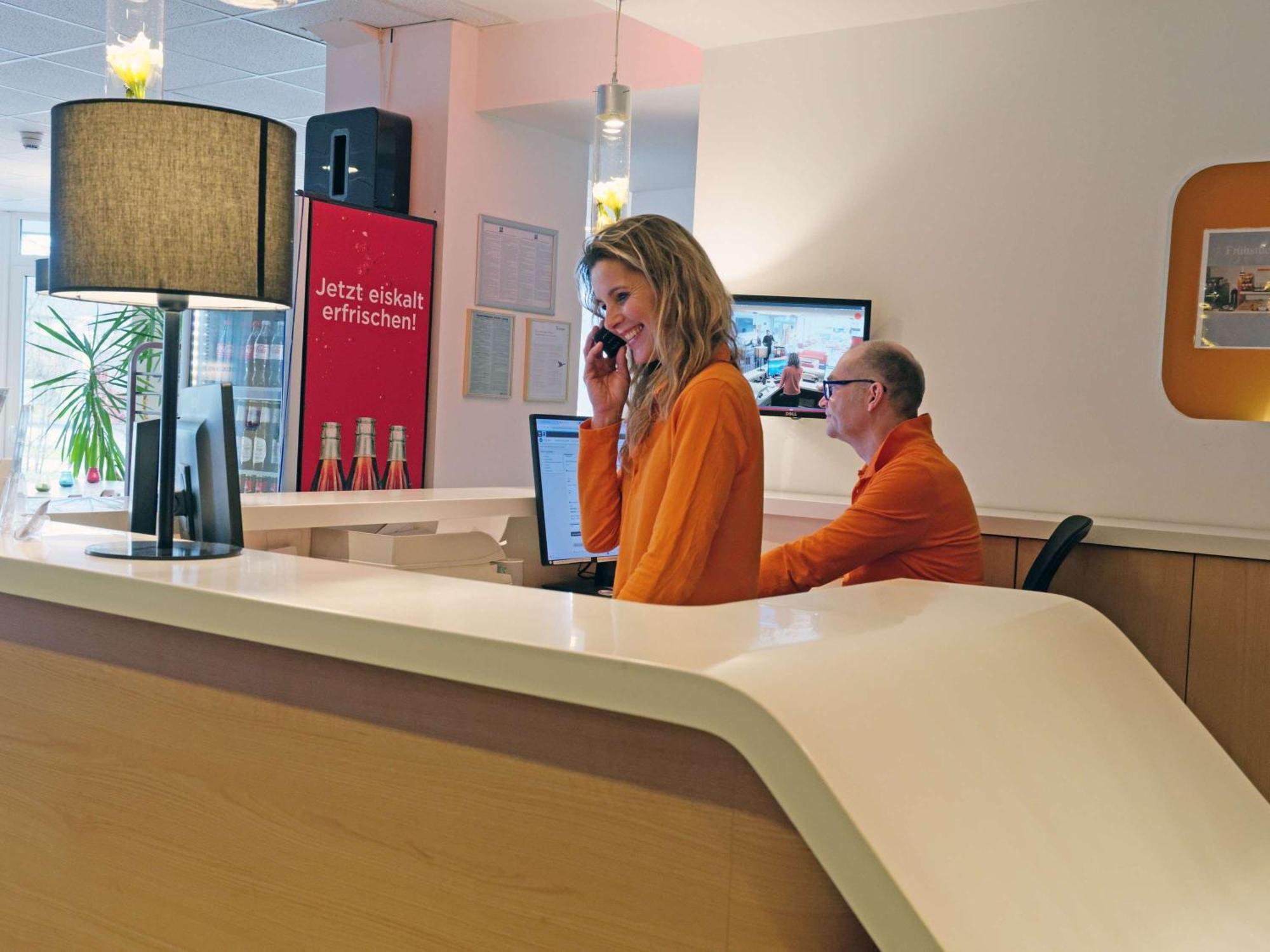 Ibis Budget Hotel Bonn Sued Königswinter Buitenkant foto