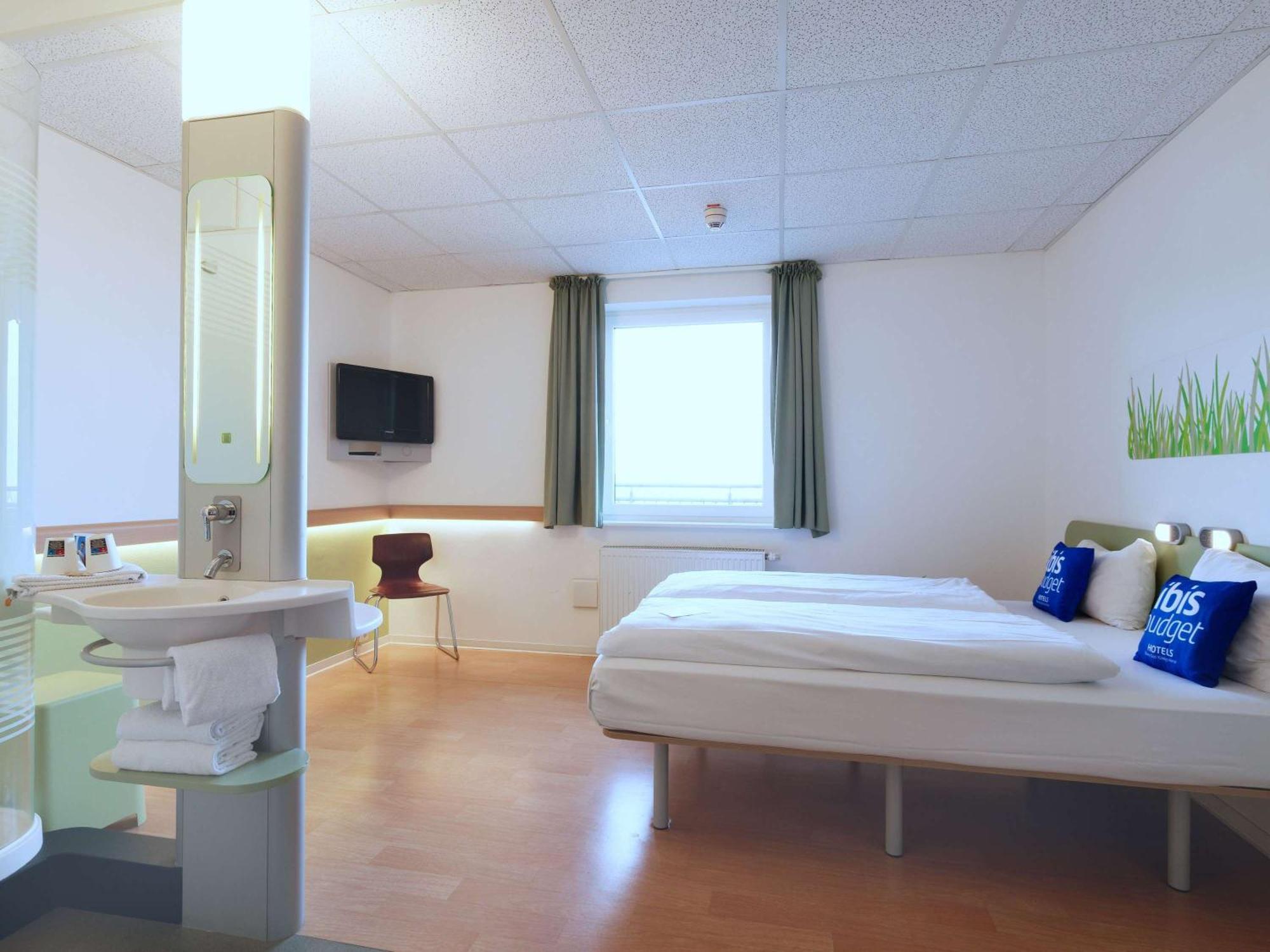 Ibis Budget Hotel Bonn Sued Königswinter Buitenkant foto