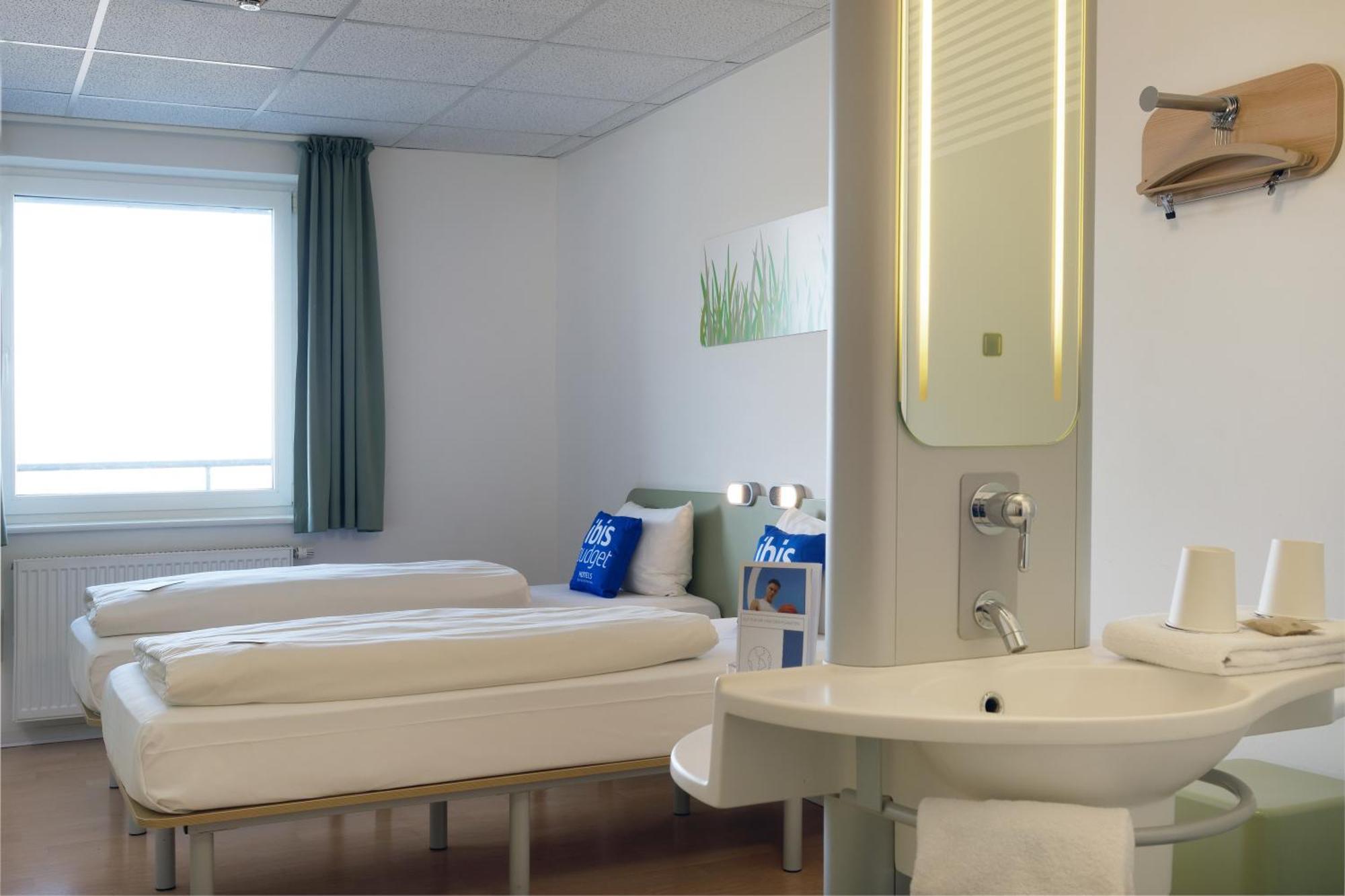 Ibis Budget Hotel Bonn Sued Königswinter Buitenkant foto